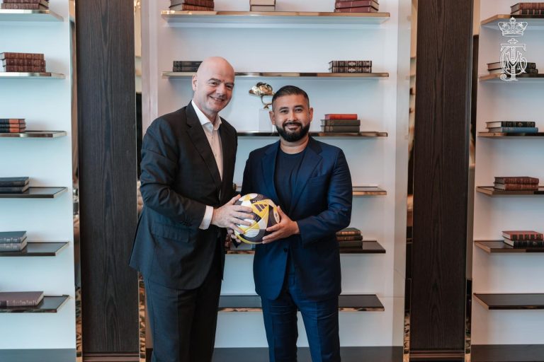 Tunku Mahkota Ismail bertemu Presiden FIFA, beri taklimat projek skuad kebangsaan
