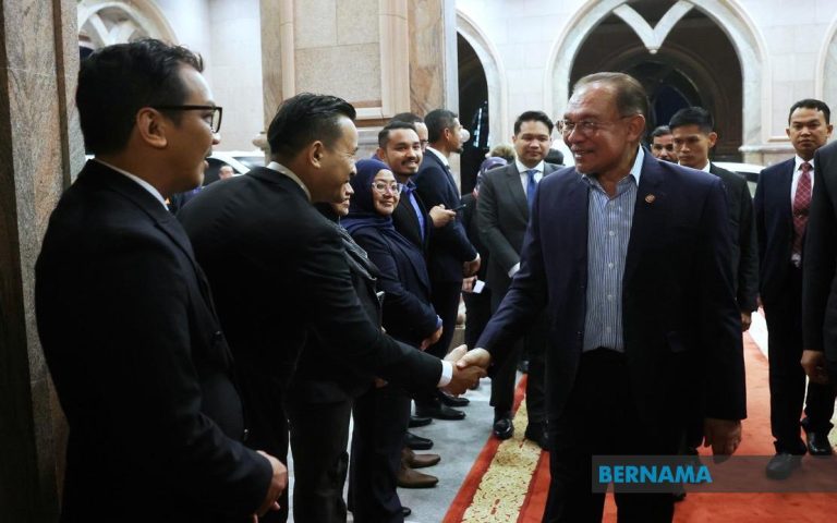 Anwar dijadual bertemu PM UAE di Dubai hari ini