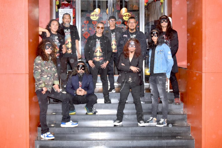 Konsert Kasi Gegar: Gabungan 2 kumpulan gergasi Cromok vs Amuk dalam satu pentas