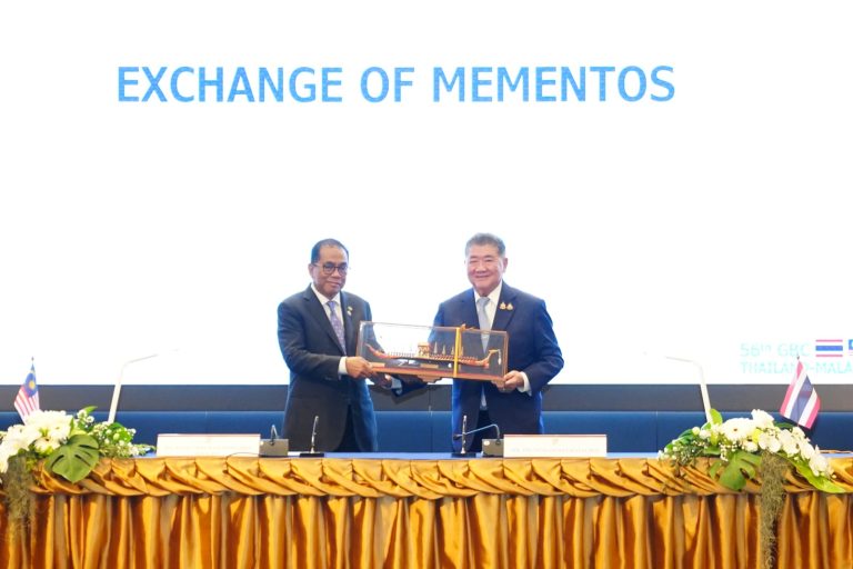 Kepengerusian ASEAN: Khaled Nordin mengalukan Menteri Pertahanan Thailand ke ADMM Retreat