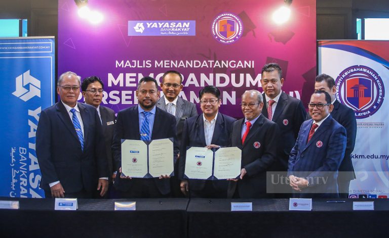 Yayasan Bank Rakyat, UKKM meterai MoU tajaan biasiswa bernilai RM4.08 juta