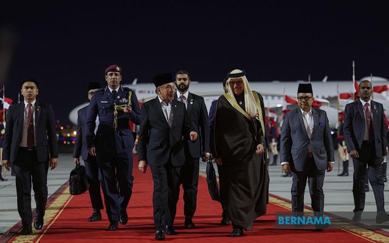 PM tiba di Bahrain untuk lawatan rasmi