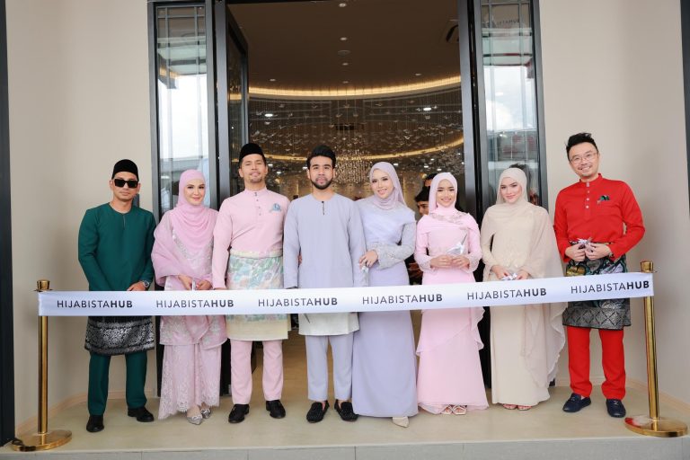 Hijabistahub beroperasi di pejabat baharu, kempen Raya Paling Epik turut tampilkan Zizan Razak, Emma Maembong, KRU, Maya Karin, Nasha Aziz & The Sara Sisters sebagai MUSE