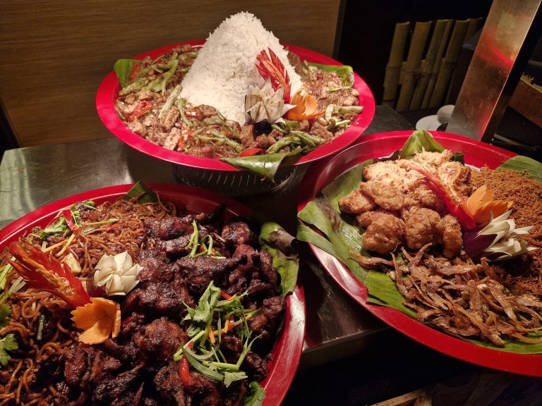 Sambal Taun, Nasi Ambeng & Punten. Mercure Kuala Lumpur Glenmarie tampilkan 9 sajian daerah Selangor sempena Ramadan