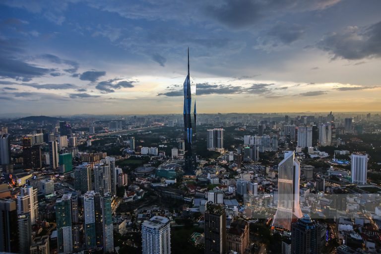 KDNK suku kedua Malaysia dianggarkan berkembang 4.5 peratus