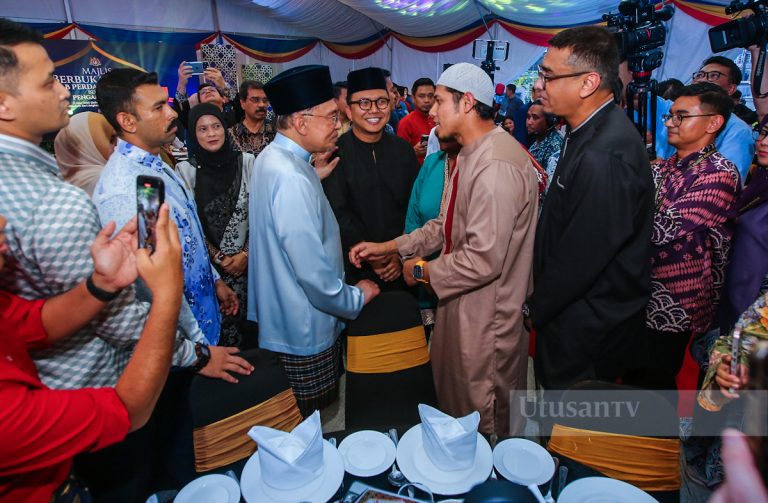 Pendekatan Anwar redakan kontroversi isu perkauman wajar dicontohi