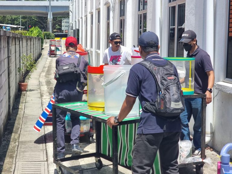 DBKL sita barang penjaja air balang ‘Rambo’ sekitar Jalan Raja