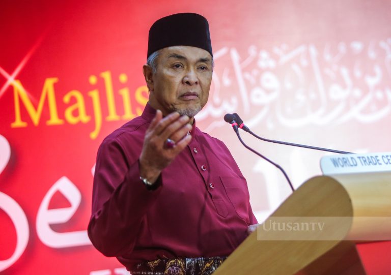 UMNO terima surat peletakan jawatan Tengku Zafrul – Ahmad Zahid