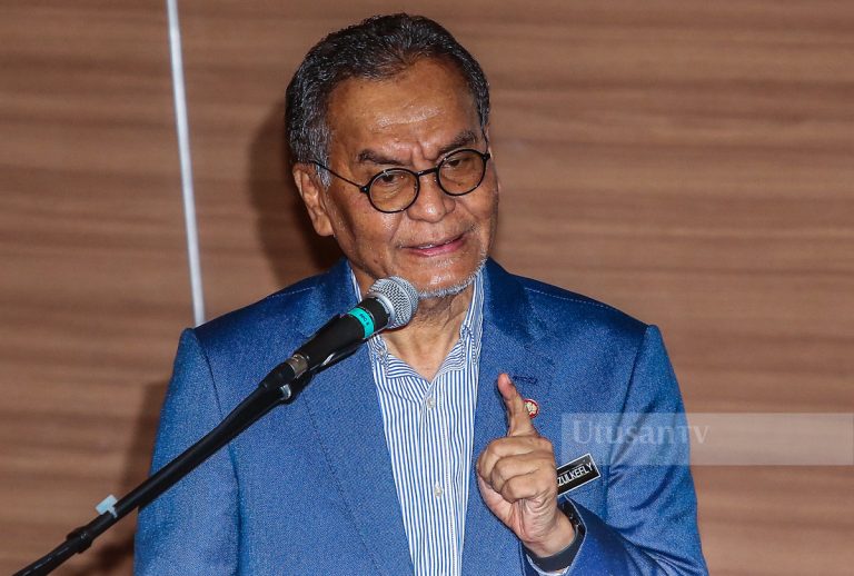 Gaji tinggi punca golongan profesional perubatan berhijrah ke luar negara – Menteri Kesihatan