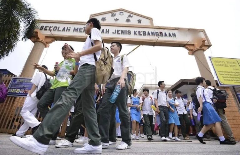 Kekalkan sekolah vernakular dengan syarat perkasa Bahasa Melayu