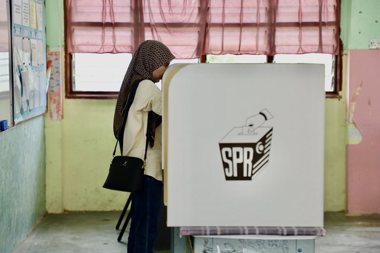 PRK Ayer Kuning: Proses pengundian tamat, penjumlahan undi bermula