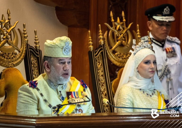 Sultan Kelantan titah cadangan bina tembok di Sungai Golok dimuktamad segera