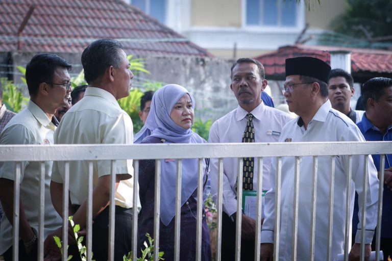 Fadhlina arah segera balik pulih asrama SMK Tinggi Setapak yang terbakar