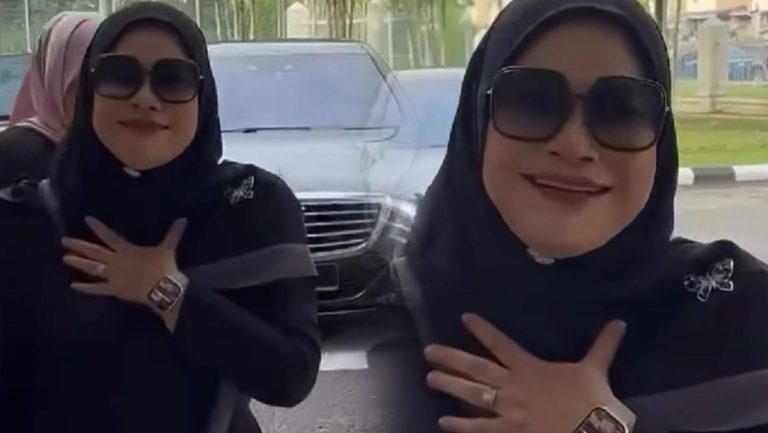 Nora nekad failkan cerai disebabkan gangguan pihak ketiga