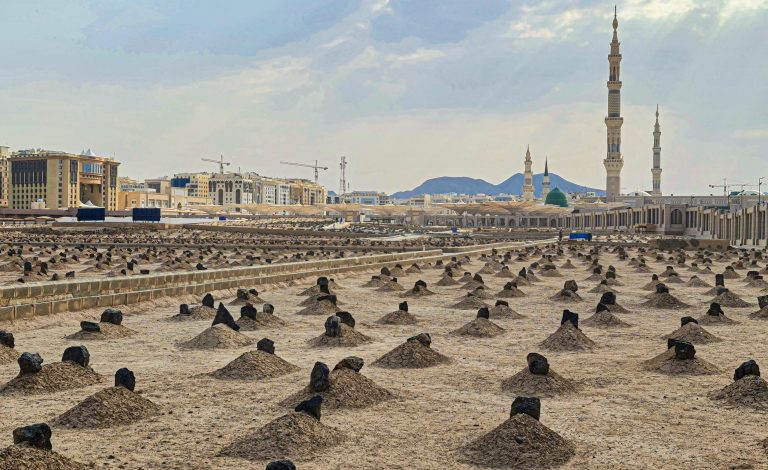 Mekah, Madinah… ramainya yang mahu ajal berakhir di sini