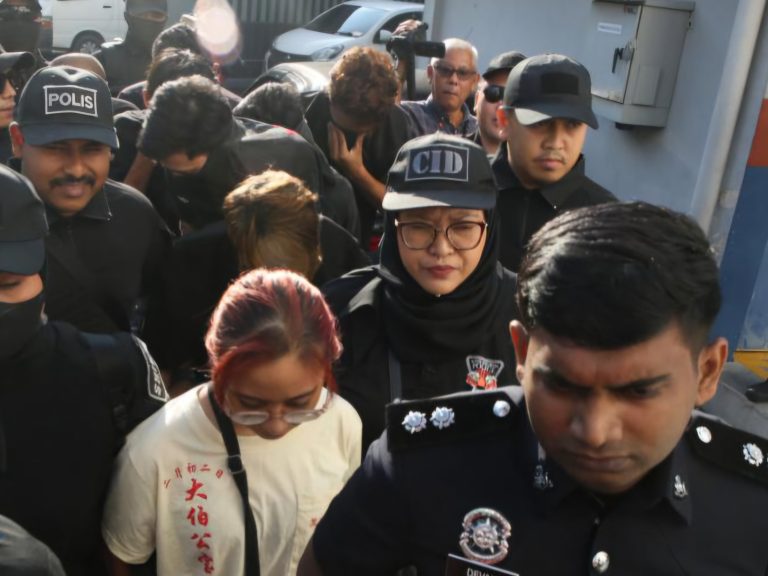 Bella dan geng mengaku pukul, ugut bunuh dan kurung lelaki di Plentong