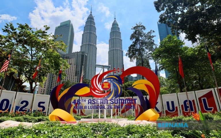 Pemimpin ASEAN berhimpun di Kuala Lumpur untuk sidang kemuncak, mesyuarat penting hari ini