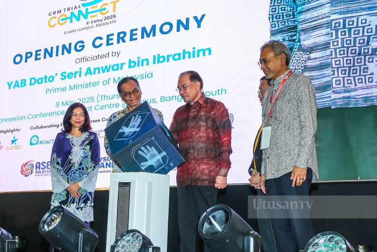 Sinergi institusi penyelidikan ASEAN pastikan kos ubat dikurangkan, kajian ditingkatkan – PM