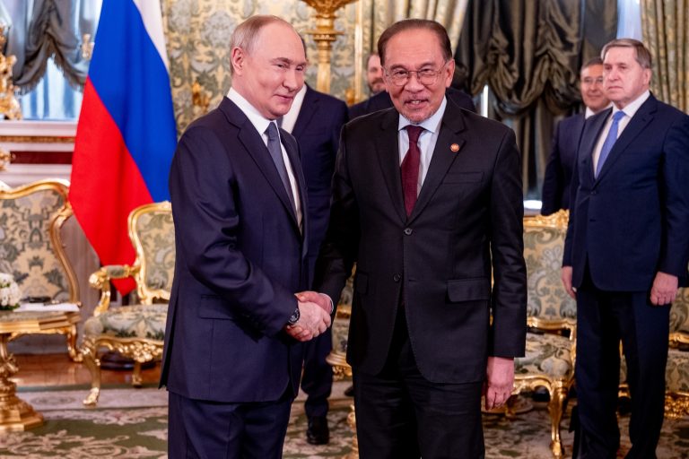 MH17: PM Anwar bangkitkan keputusan ICAO kepada Putin