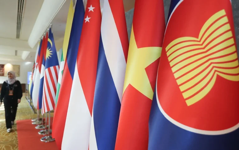 Tarif: ASEAN tolak ambil tindak balas ke atas AS, pilih ke meja rundingan – PM