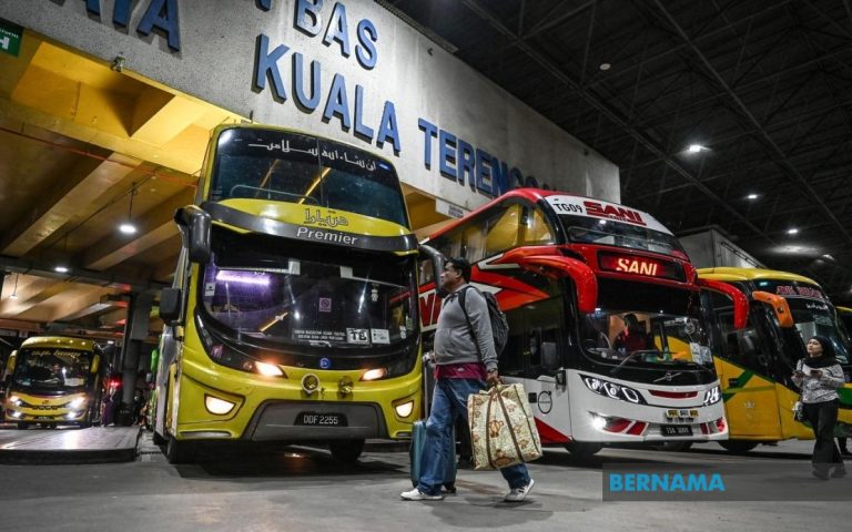 Pemandu, penumpang bas diwajibkan pakai tali pinggang keledar Selasa ini – JPJ