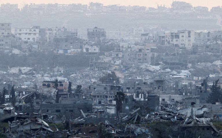 Serangan udara Israel ragut 12 nyawa orang awam di Gaza