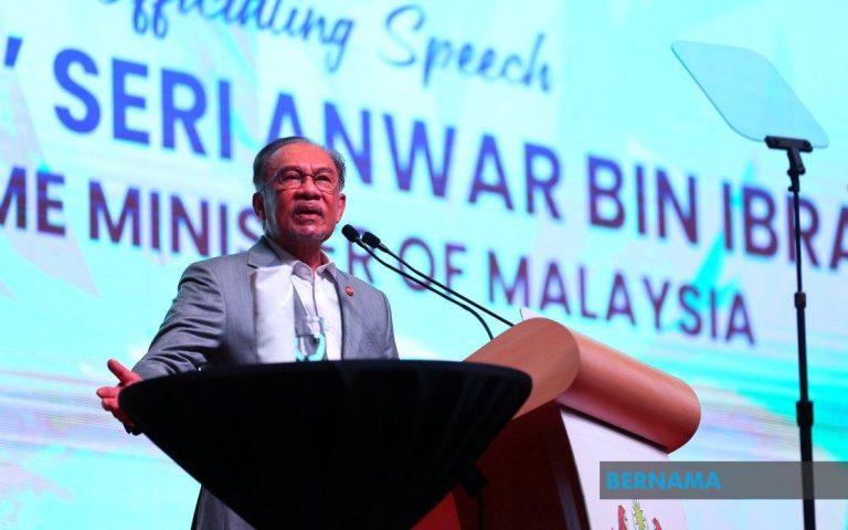 Anwar seru pustakawan pupuk budaya membaca yang dinamik