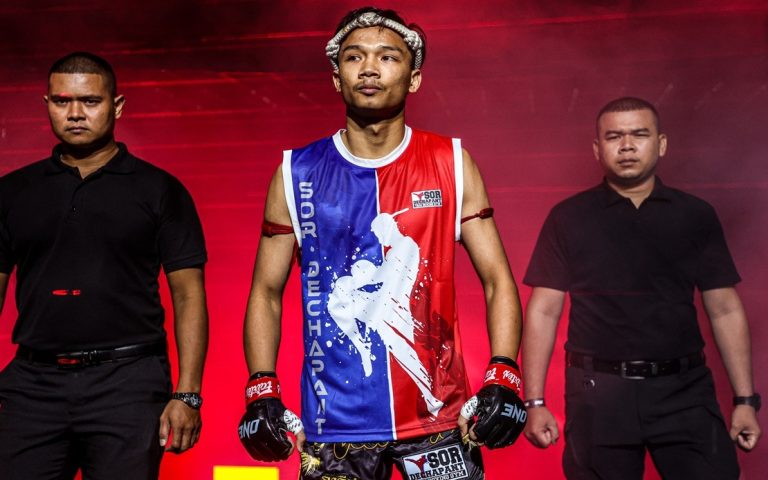 Aliff Rakib tundukkan petarung Maghribi di Bangkok