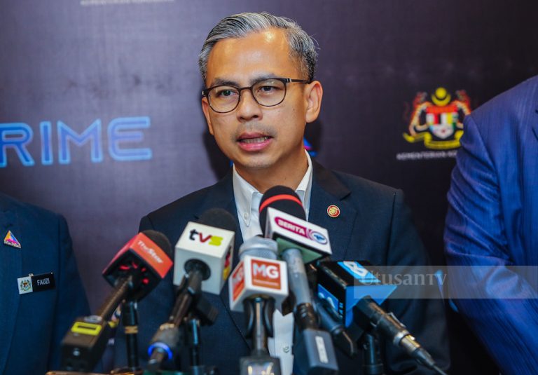 ‘Insya-Allah, pengumuman lebih besar untuk perkhidmatan awam ketika belanjawan’ – Fahmi