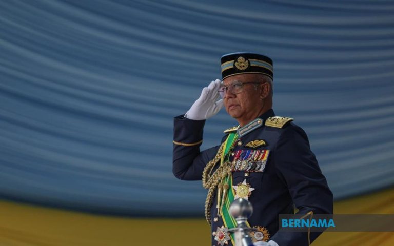 Muhamad Norazlan dilantik Panglima Tentera Udara ke-21