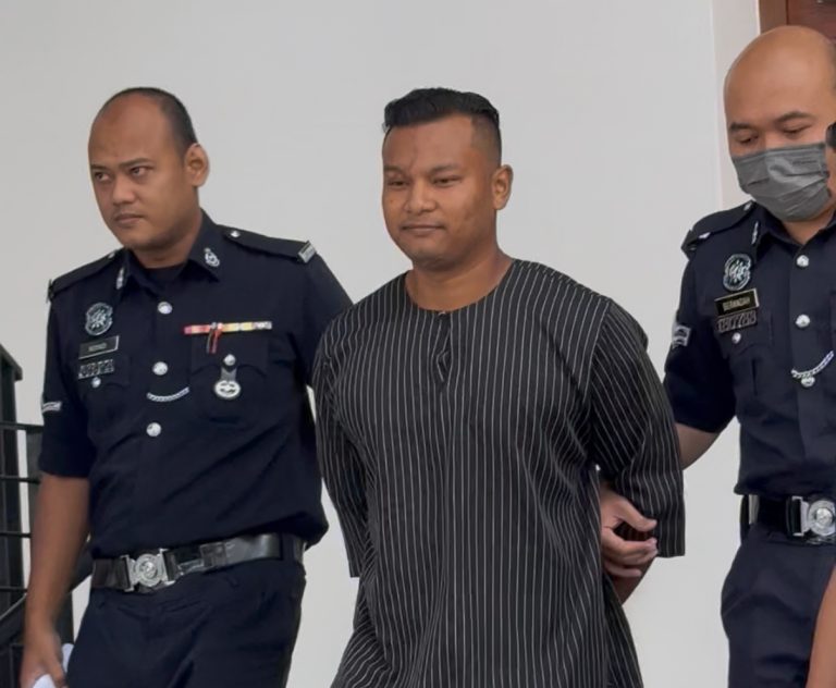 Amang seksual bukan fizikal: CEO Batu mengaku tak bersalah