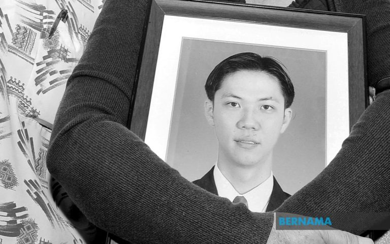 ’’Kami mahu keadilan bukan wang’’….keluarga Teoh Beng Hock tolak permohonan maaf SPRM