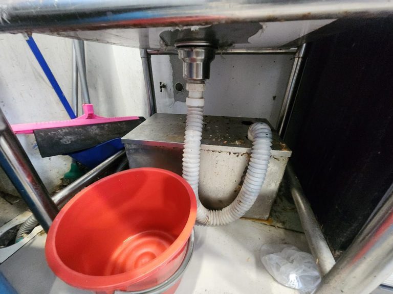 DBKL arah 3 restoran kotor ditutup