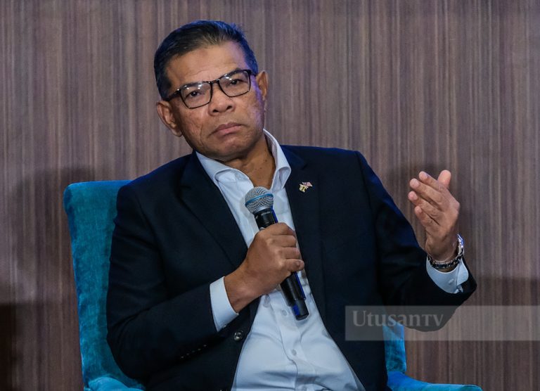 MyKad, pasport Malaysia bakal berwajah baharu – Menteri Dalam Negeri