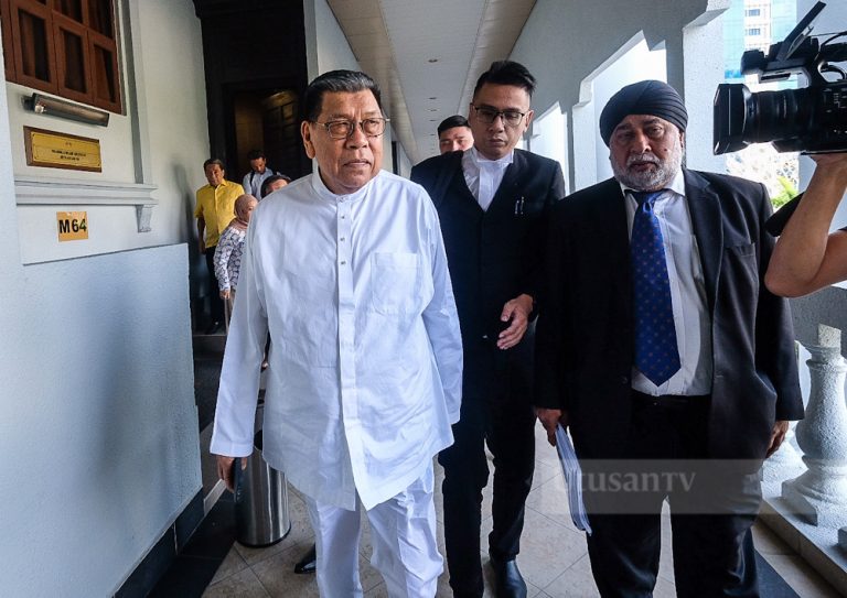 Abu Sahid hadapi 17 pertuduhan pecah amanah, pengubahan wang haram RM452 juta