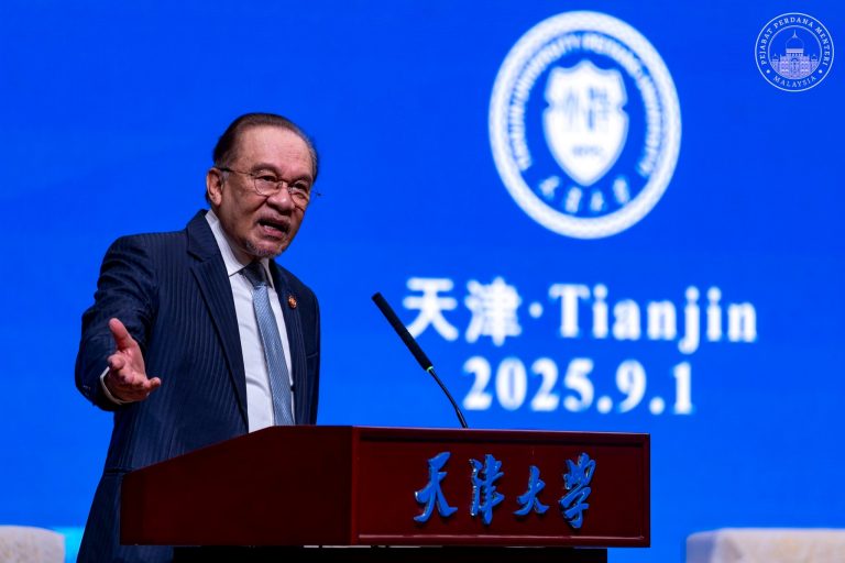 Peraturan dunia perlu ditulis dengan ‘dakwat’ Asia – Anwar Ibrahim