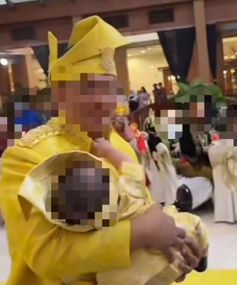Polis siasat video akikah tiru gaya istiadat kerabat diraja