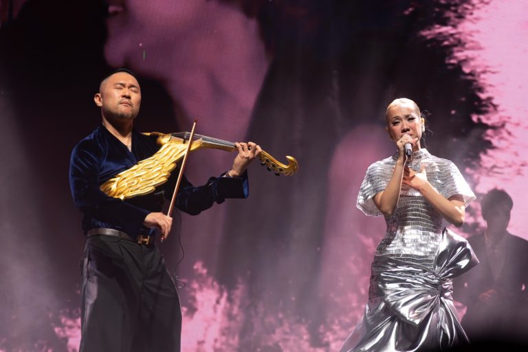 Konsert penuh jiwa, Bunga Citra Lestari sentuh hati peminat dengan kisah cinta & kehilangan