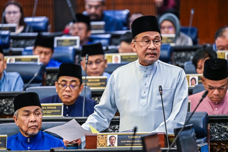 STR Fasa 1 disalurkan kepada 5 juta penerima bermula hari ini – Anwar
