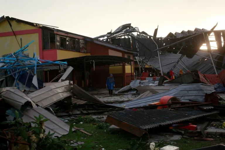 4 sekolah terjejas akibat ribut jalani PdPR – KPM
