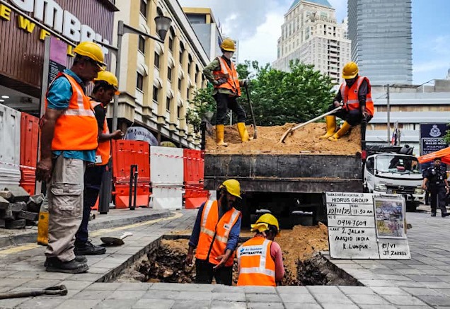 Jalan Masjid India ditutup sementara ekoran mendapan permukaan