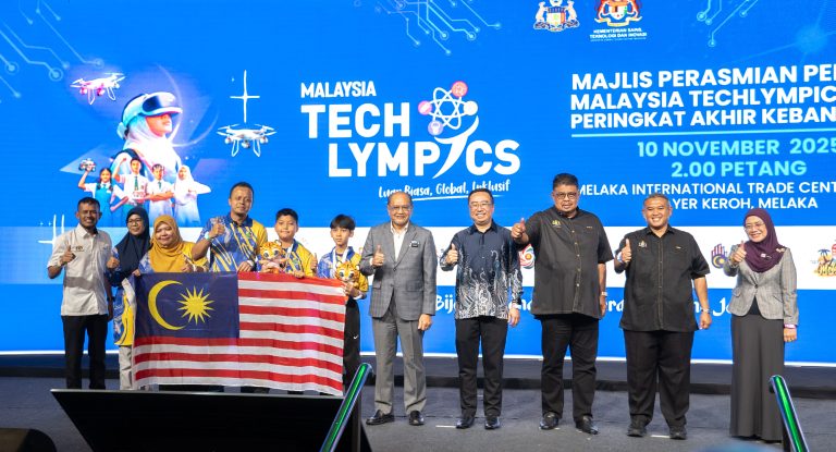 Sekolah kampung dari Perlis kejutkan dunia, rangkul juara Global Malaysia Techlympics 2025