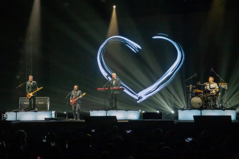 MLTR kembali hidupkan nostalgia, Arena of Stars bergema dengan lagu-lagu ikonik