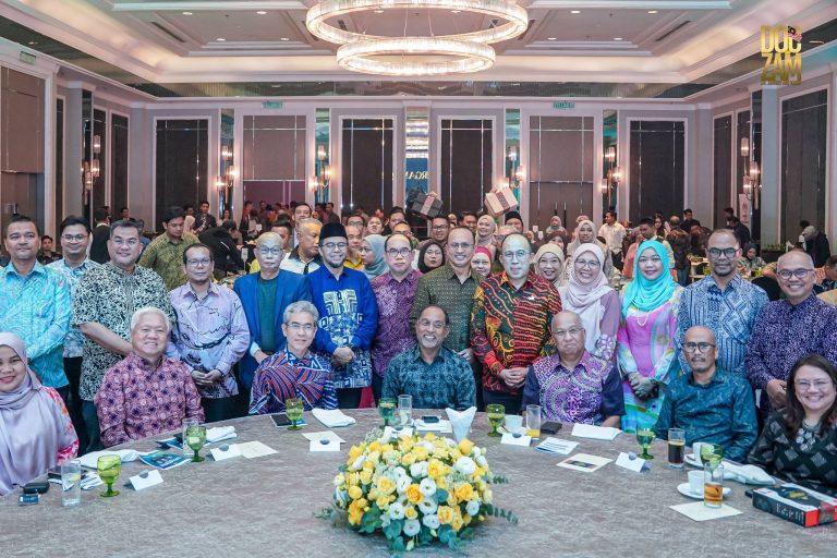 Zambry hargai peranan media kepada KPT dan negara