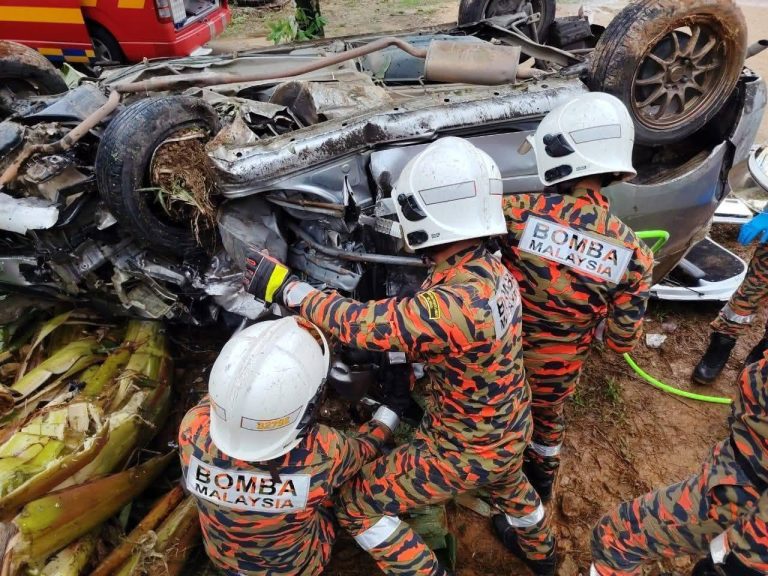 Bapa, anak maut dalam nahas di Jeli