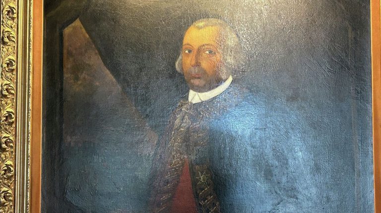 Misteri lukisan yang hanya kelihatan jelas jika ‘meminta izin’ untuk merakamkannya