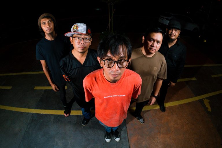 Bukan sekadar album, Abstraksasi manifesto perjuangan Stereoangel