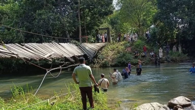 PM arah titi gantung roboh di Lata Rek diganti segera