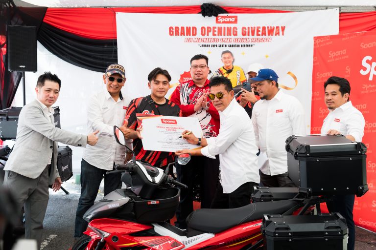 Rosyam Nor teroka industri automotif, rasmi pembukaan pusat servis motosikal Spana