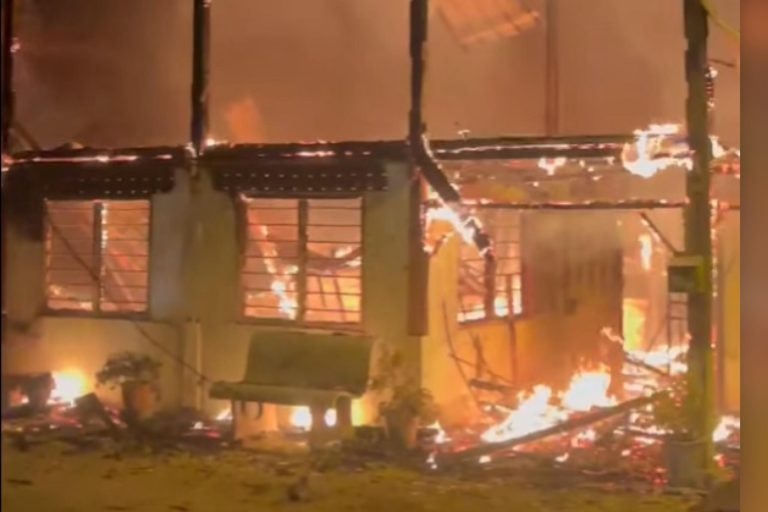 Tragedi waktu sahur, empat rumah hangus dijilat api di Kepala Batas
